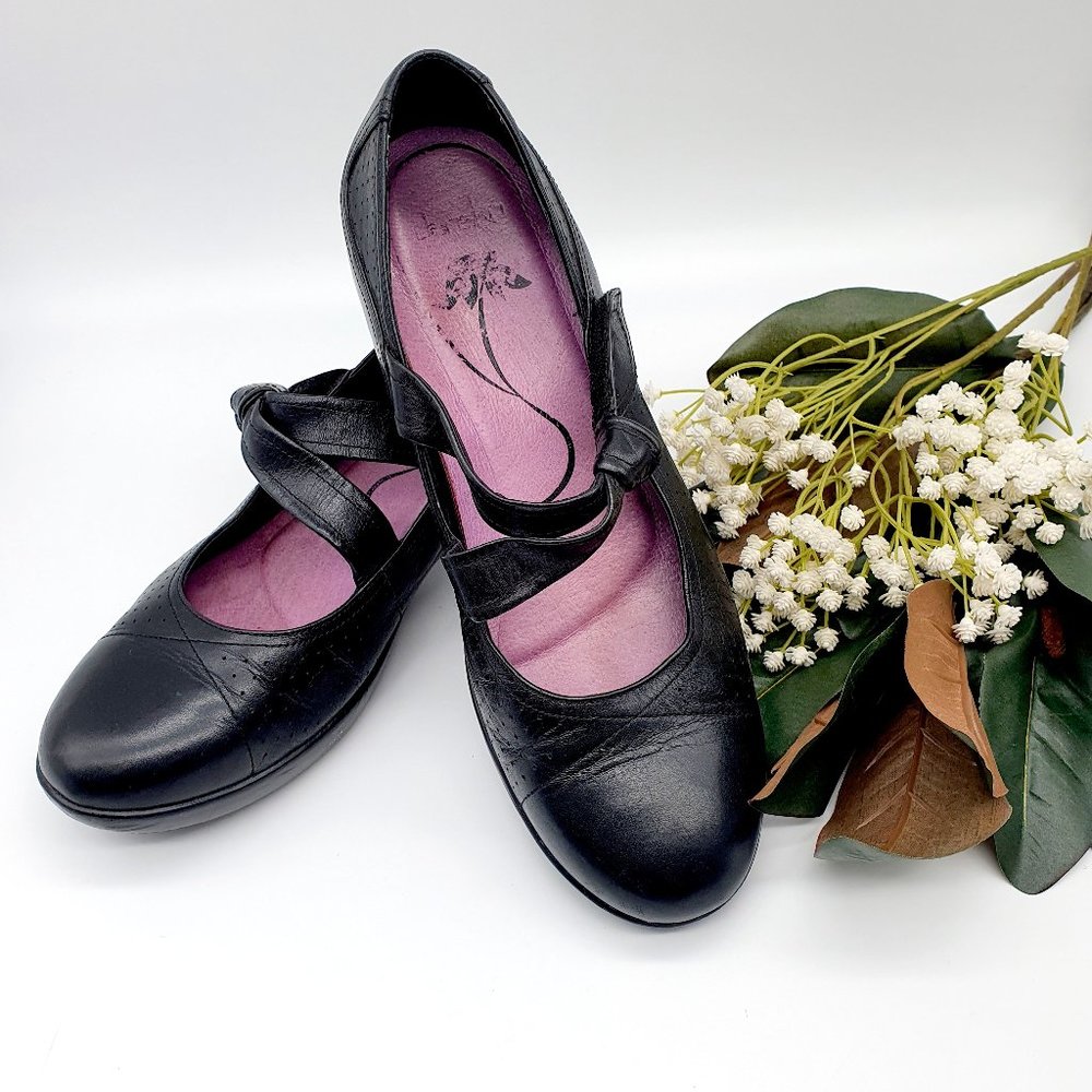 💛 Dansko Deidra shoes, Size 9.5-10